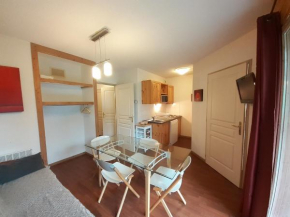 Charmant appartement 2 pièces à Valfréjus, 4 pers, proche télécabine, WiFi inclus - FR-1-561-129 Modane